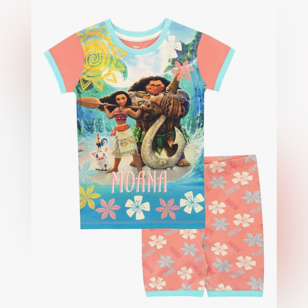 Disney Moana Short Sleeve & Shorts Pajama Set Sz 7